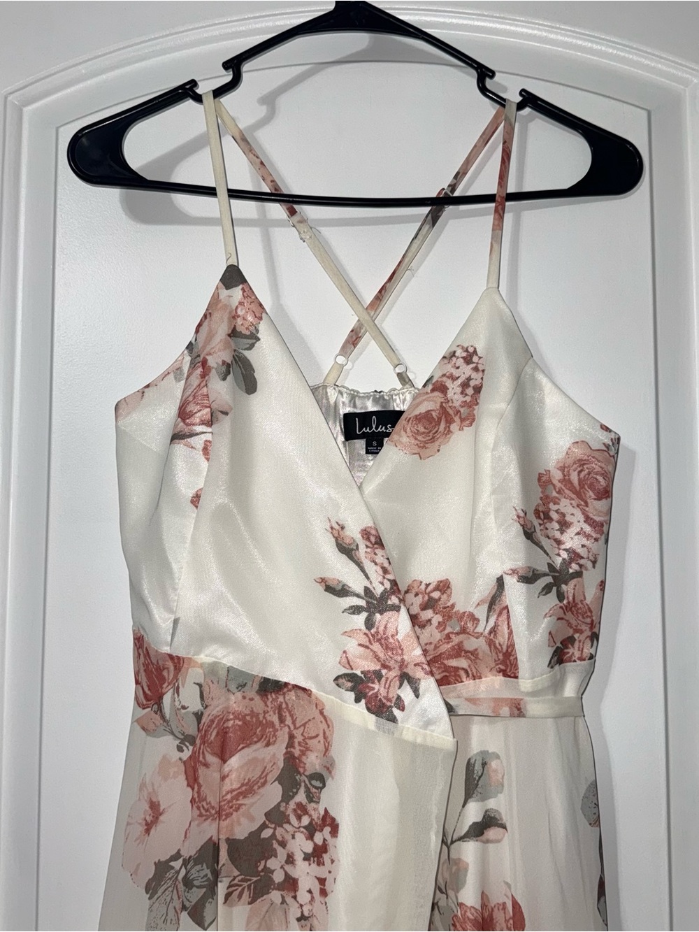 Lulus Elegantly Inclined Cream Floral Wrap Maxi Dress Women’s Size Small